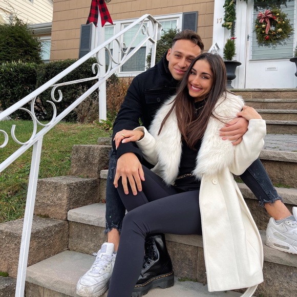 Meet your Posher, Sidney - Picture 3 of 4